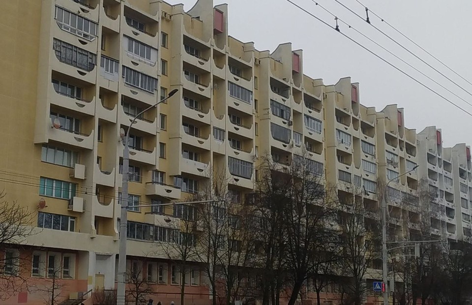    В доме специально построили и мастерские для художников. Фото: архив КП