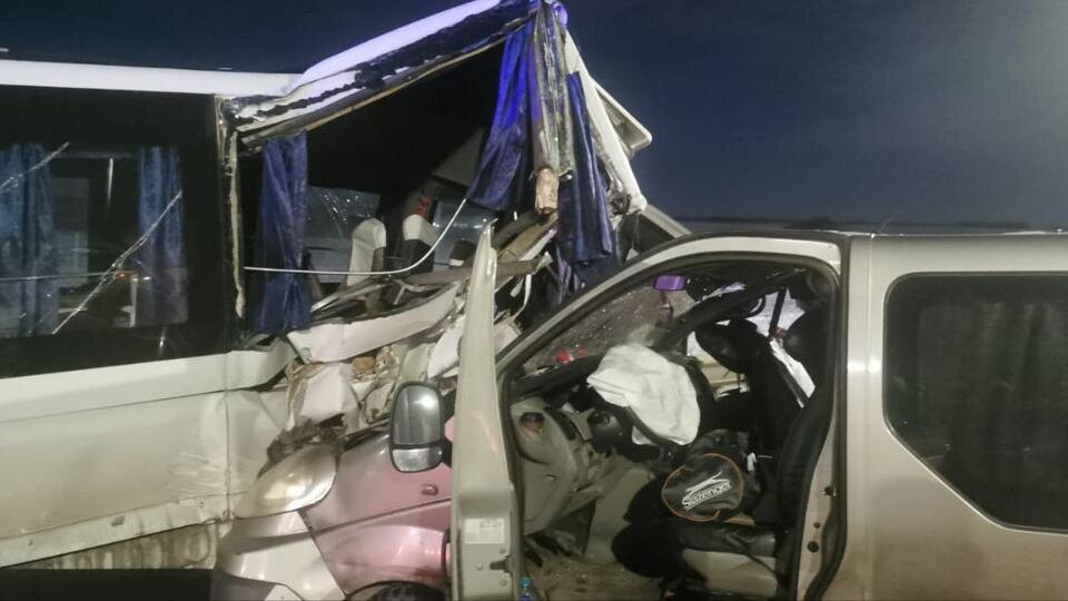     Шесть человек пострадали в ДТП с двумя микроавтобусами на М4 под Краснодаром t.me/mvd_23