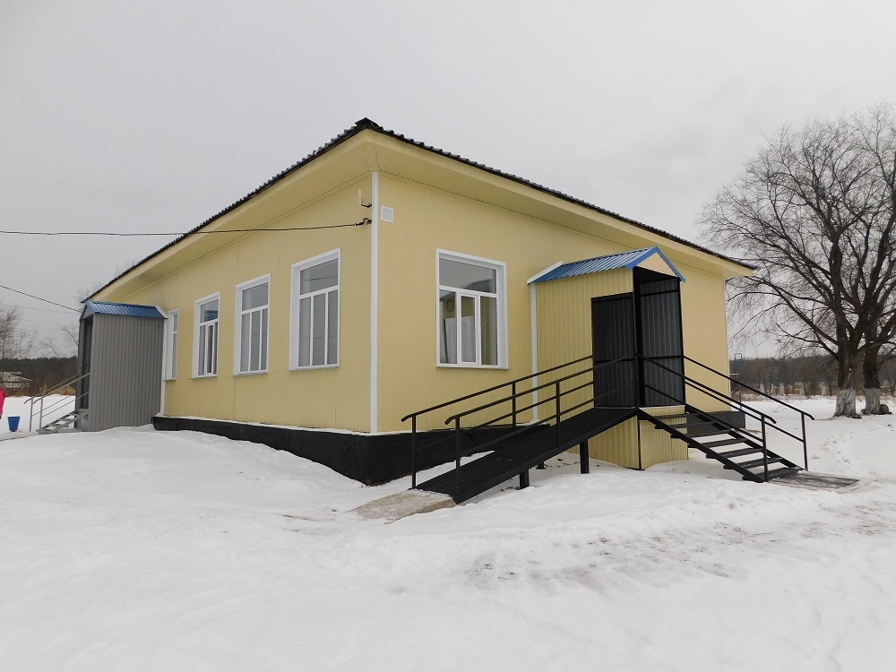    Здание, где находятся клуб и ФАП. Фото Анны Зубаревой