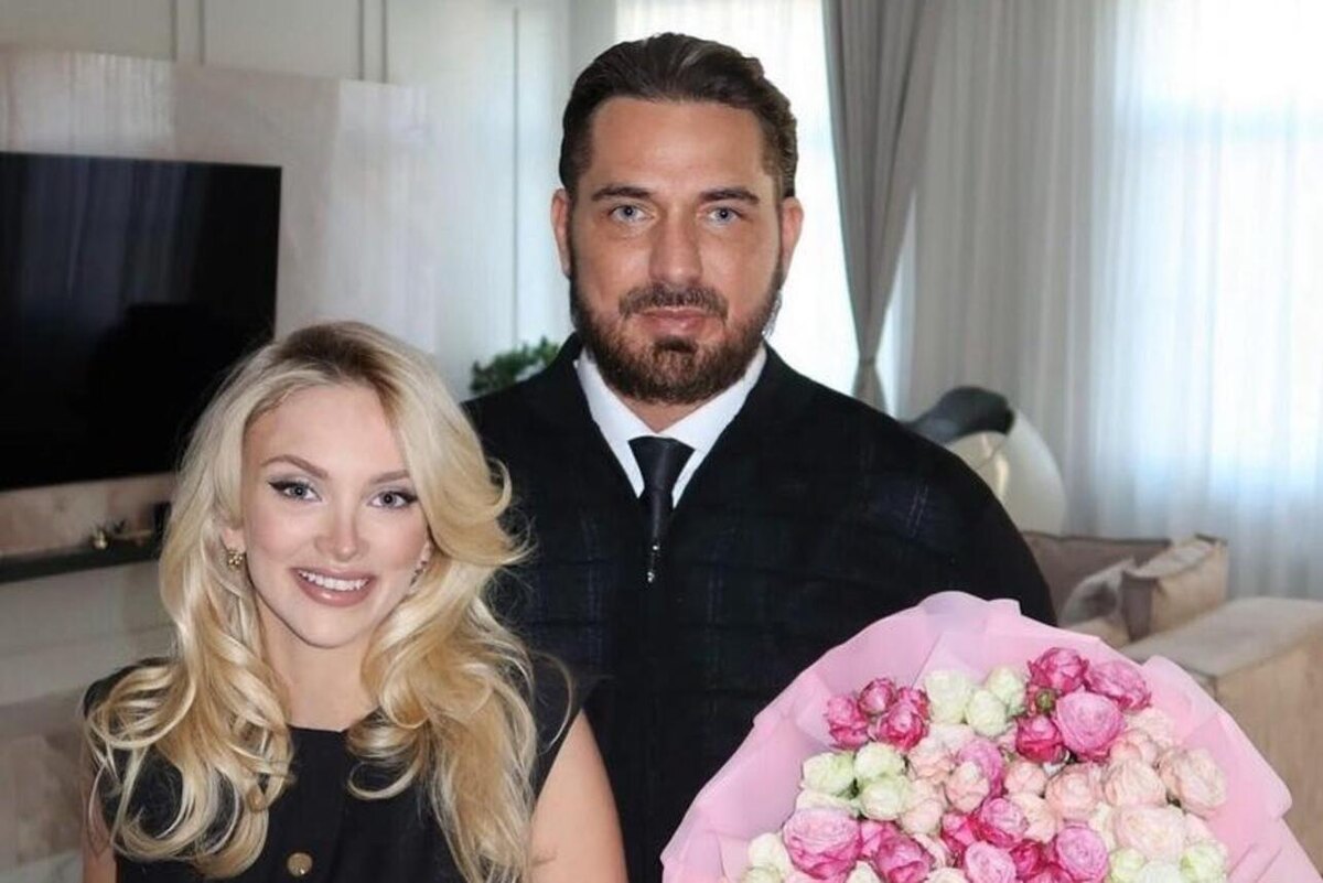    Курбан Омаров с женой Валерией соцсети