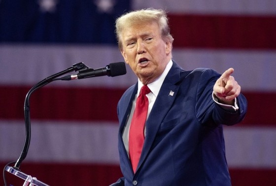     Дональд Трамп