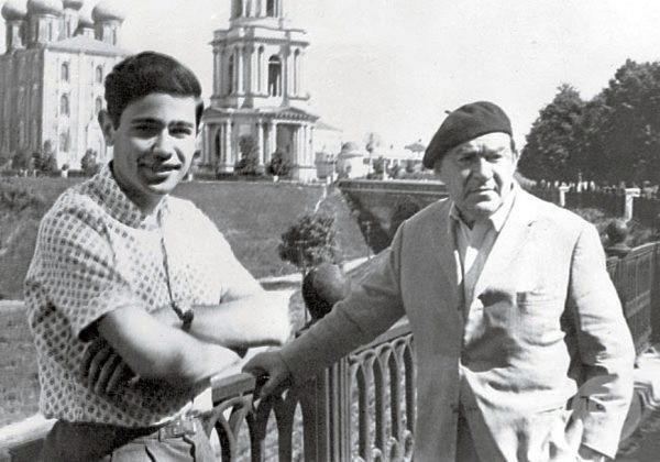    Леонид Утёсов и Евгений Петросян, 1965, фото: armmuseum.ru