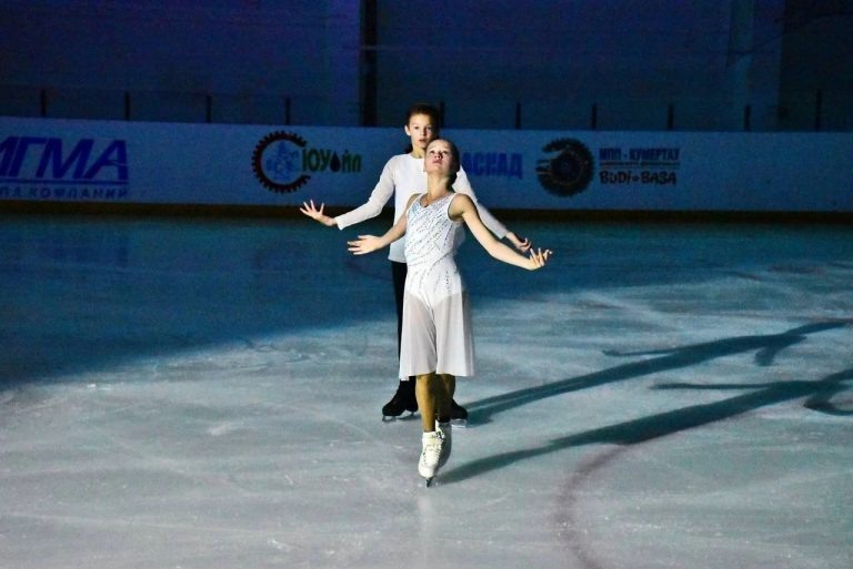    Оренбургские фигуристы привезли медали с всероссийских соревнований Антон Пичурин