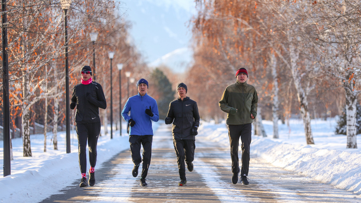 Примерно так выглядит зимний бег согласно открытым источника в интернете