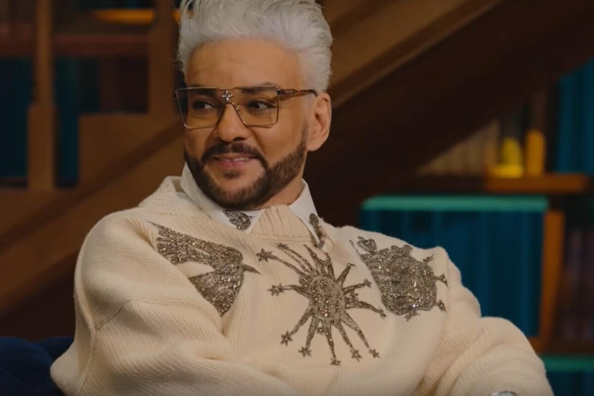    Филипп Киркоров кадр шоу "Кстати"