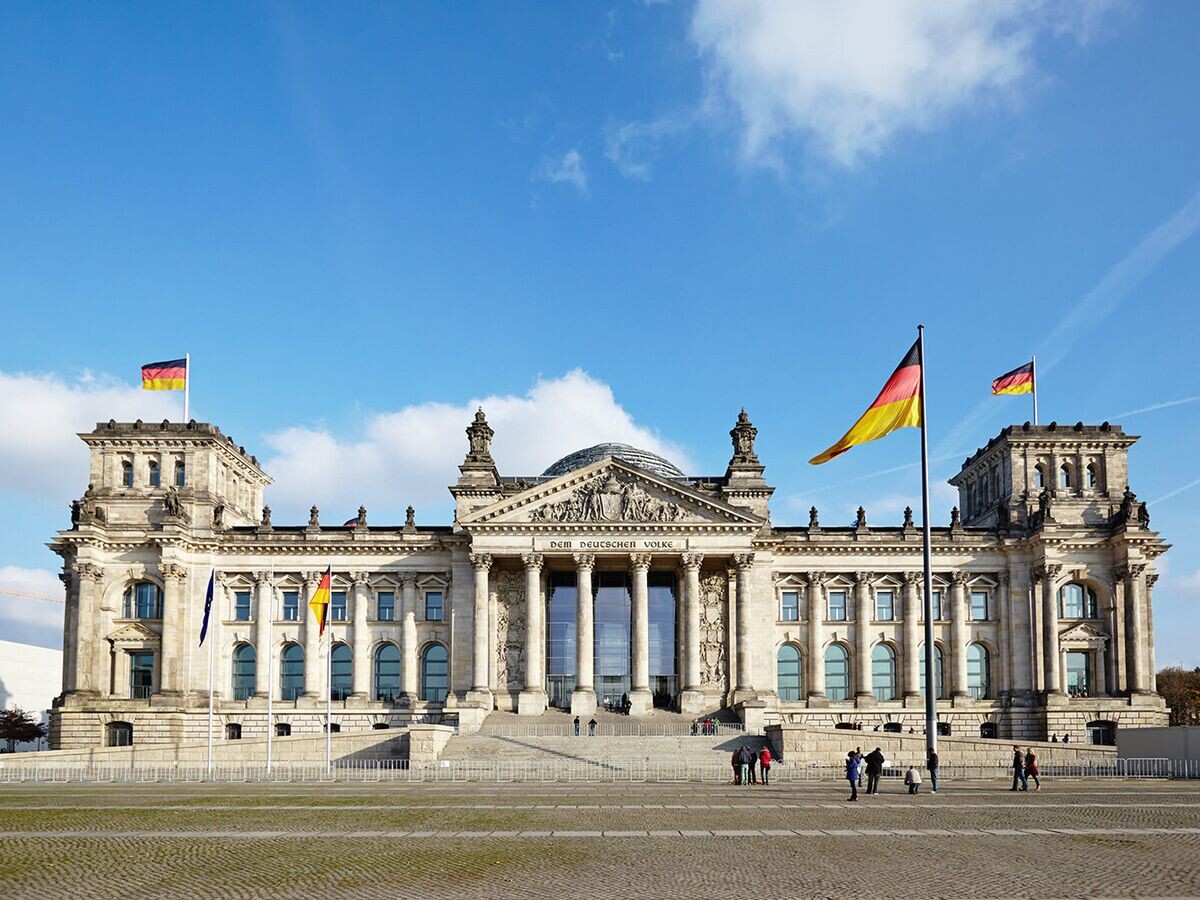    % Рейхстаг© fotolia.com / RCphoto