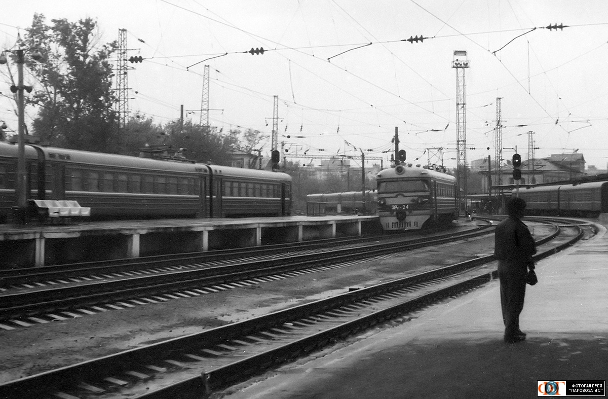 Источник Паровоз ИС, предоставил Волжанин-6270