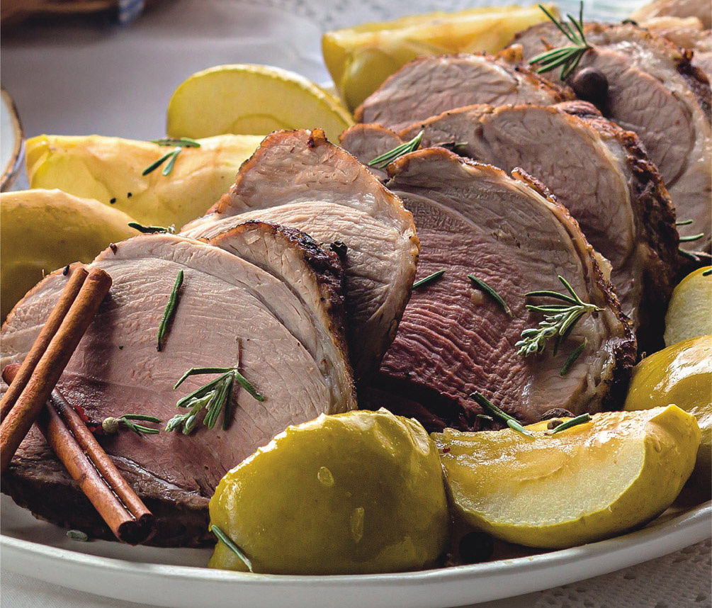 Прекрасная закуска и для праздничного стола, и на каждый день.