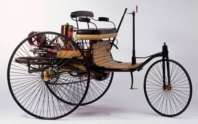 Трицикл Patent-Motorwagen Карла Бенца (Фото: Mercedes-Benz)