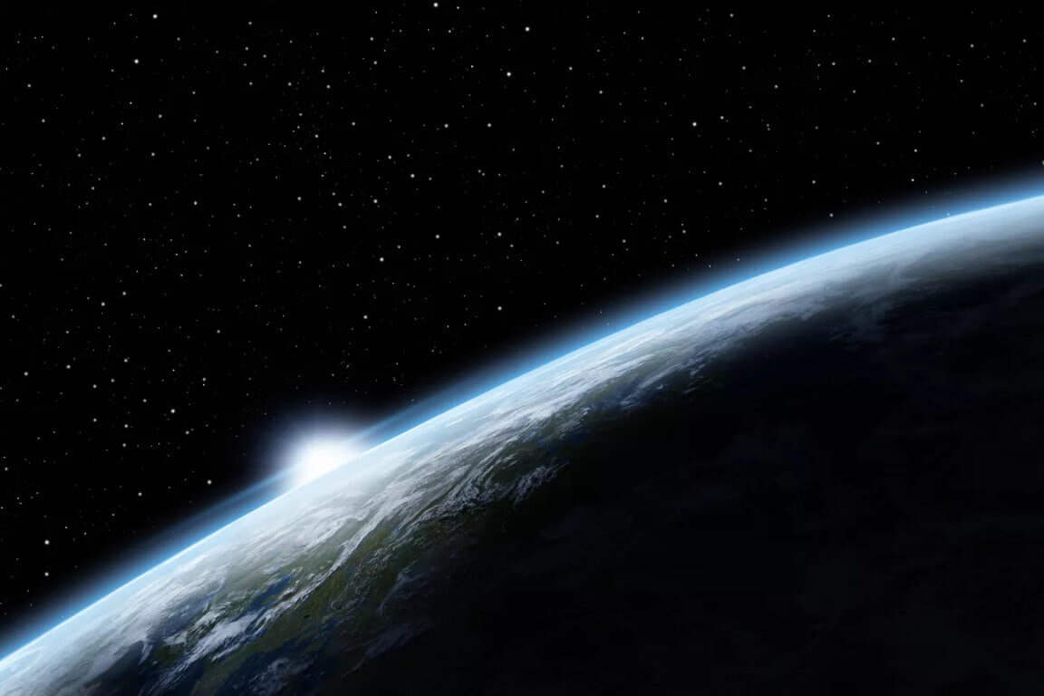     Самое большое Солнце: что ждёт Землю в первые дни 2025 года