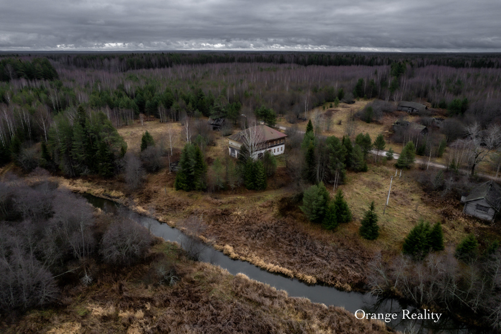 Заброшенная деревня Венгино в Костромской области. Осталось лишь несколько покосившихся домов
