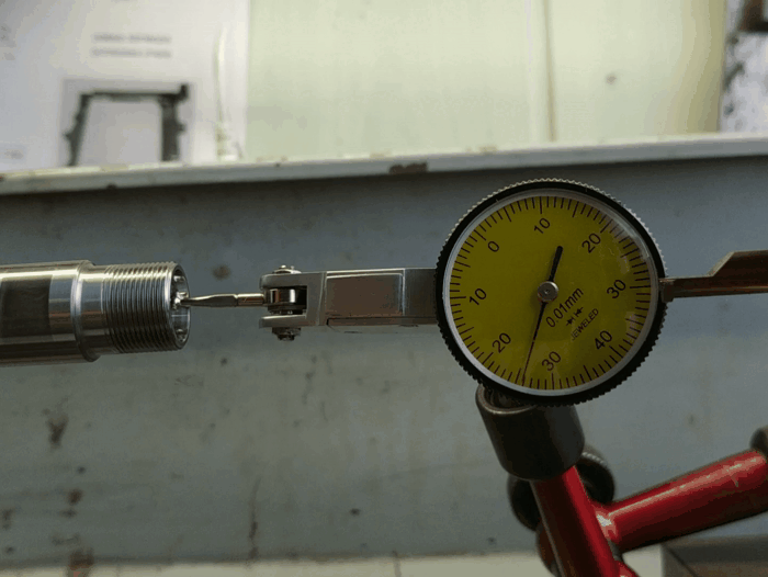 Биения приблизительно - 2 микрона