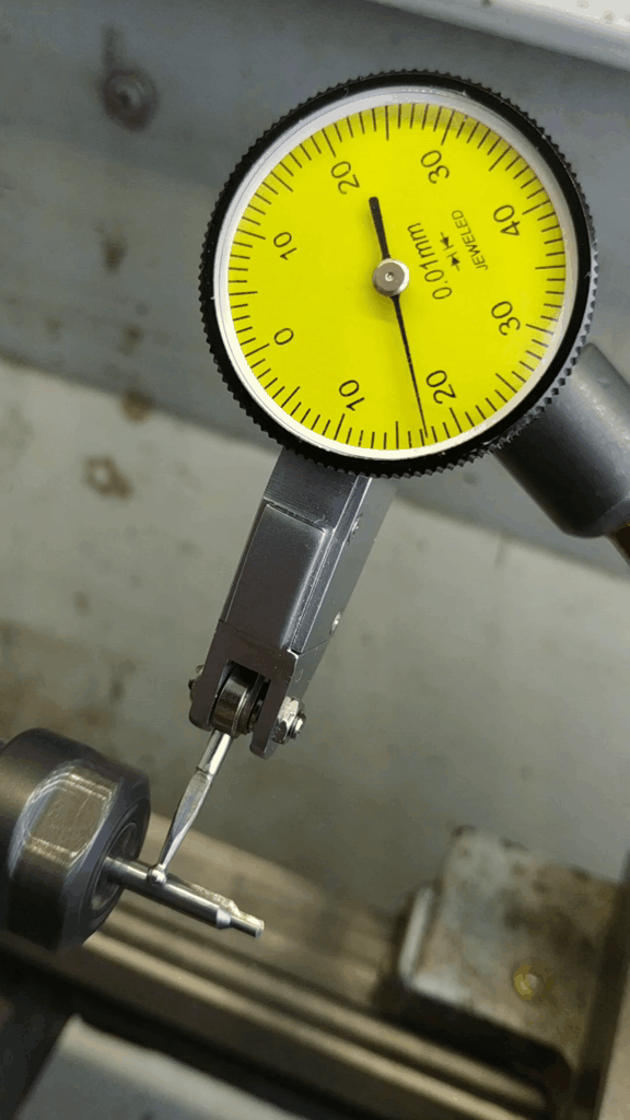 Самое большое биение на 3-х мм цанге - 3 микрона.