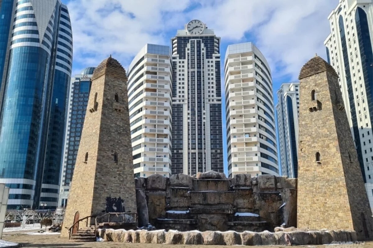    Литовкин: БПЛА по Грозному могли запустить завербованные ГУР или СБУ