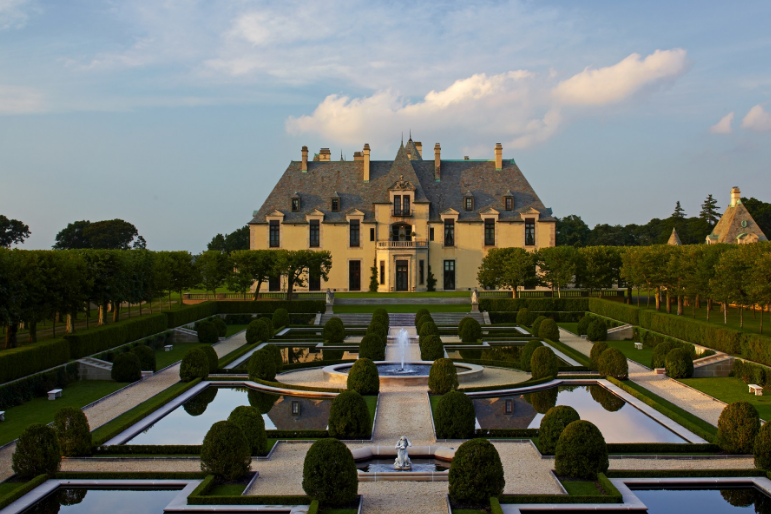 Листайте вправо