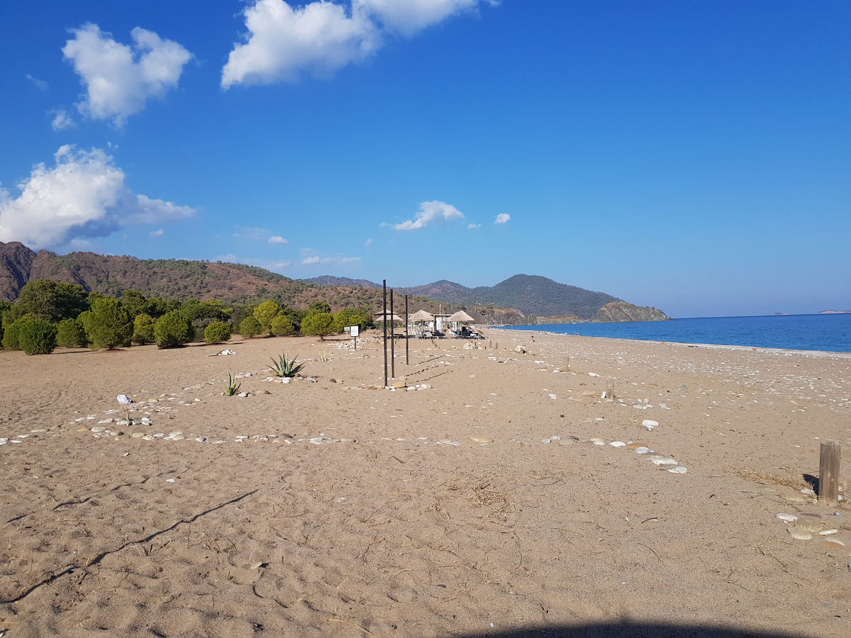 Чиралы - небольшой поселок, в котором расположены пансионы и отели