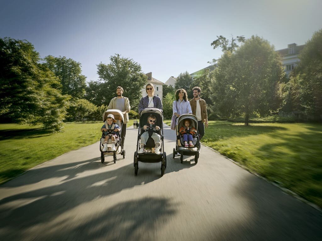 Прогулочные коляски голландского бренда Nuna в дизайне BMW Collection