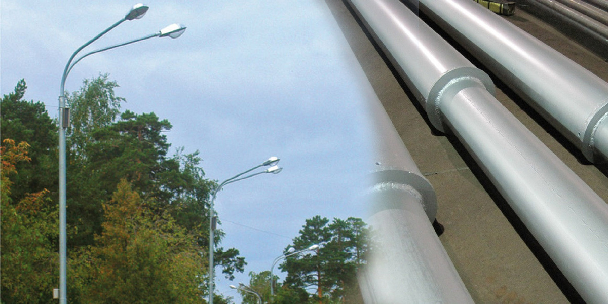 Трубчатые опоры освещения на улицах