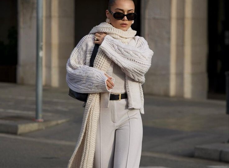 Трендовые шарфы на зиму 2024/25 — что купить, чтобы и тепло и стильно