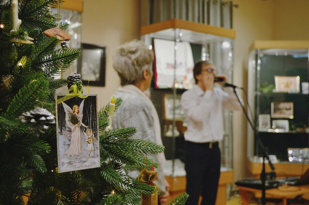    Кировчан приглашают на выставку о рождественских традициях старой Вятки