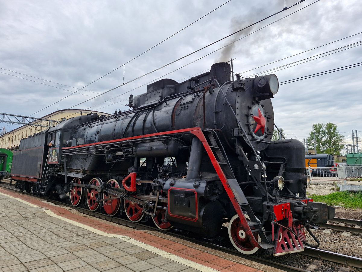 Наш паровоз вперёд скоро "полетит".....
