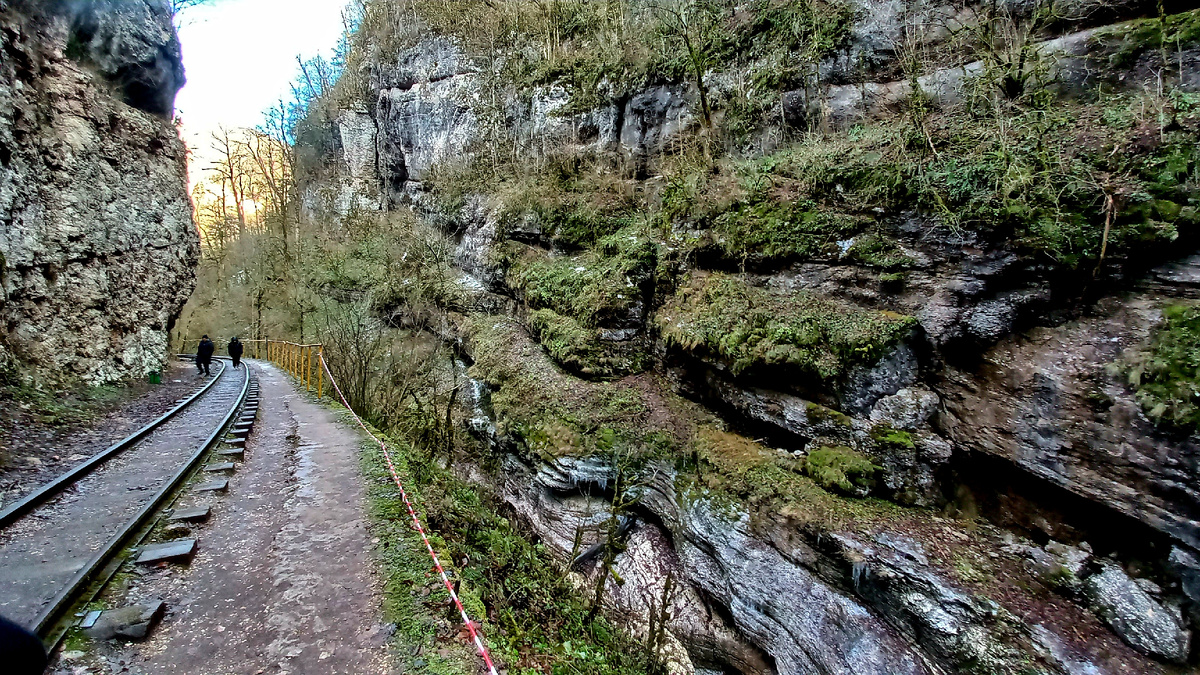 Так выглядит прогулка по Гуамскому ущелью (декабрь, 2024г)