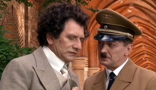 Кадр из сериала "Вольф Мессинг: Видевший сквозь время" (2009). Встреча, которой не было. Режиссеры сериала Владимир Краснопольский, Валерий Усков
