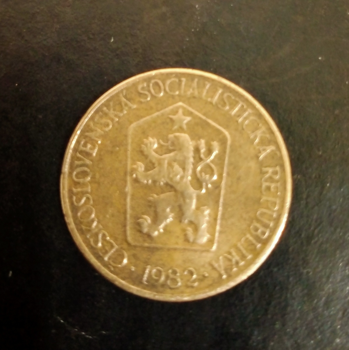 Аверс монеты 1 крона Чехословакия. 1982г