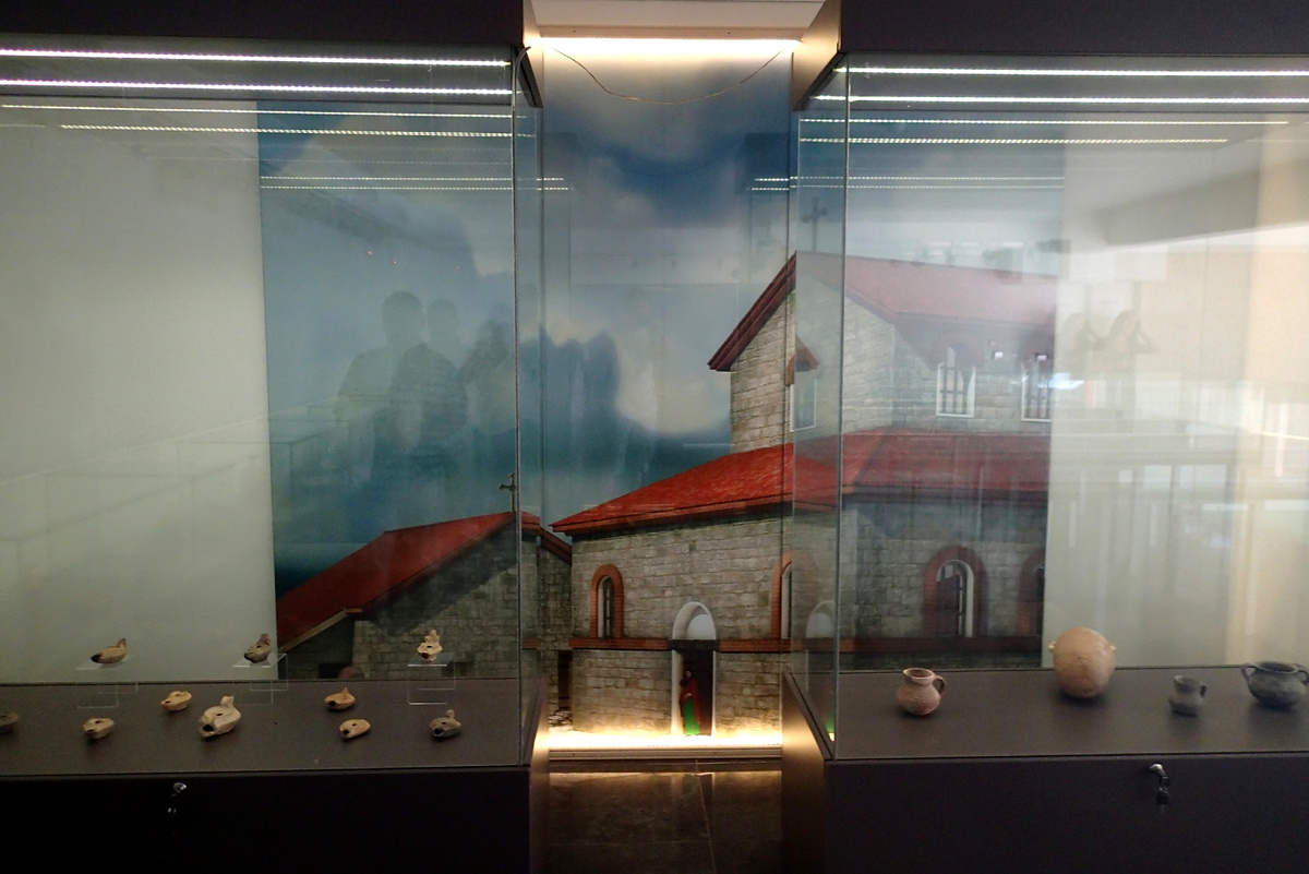 Светильники