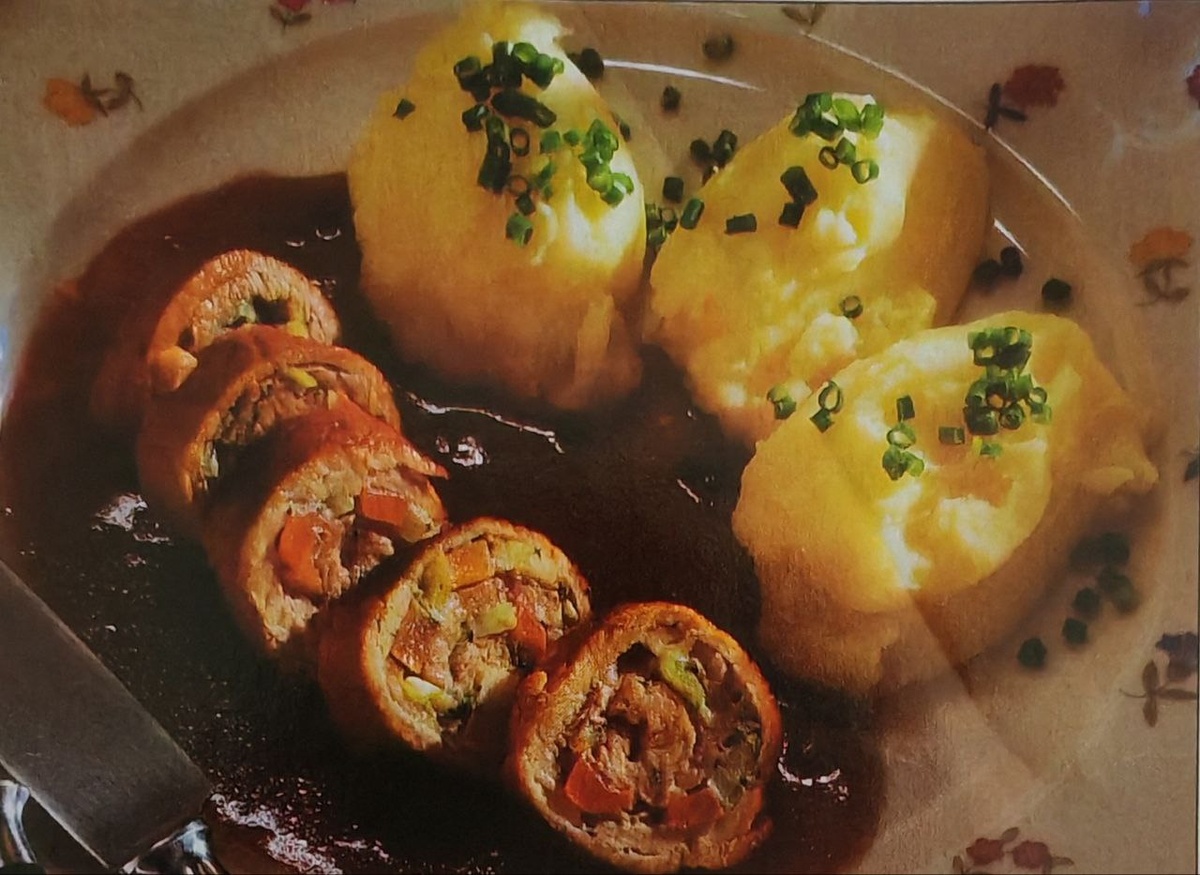 рулет из с овощной начинкой#