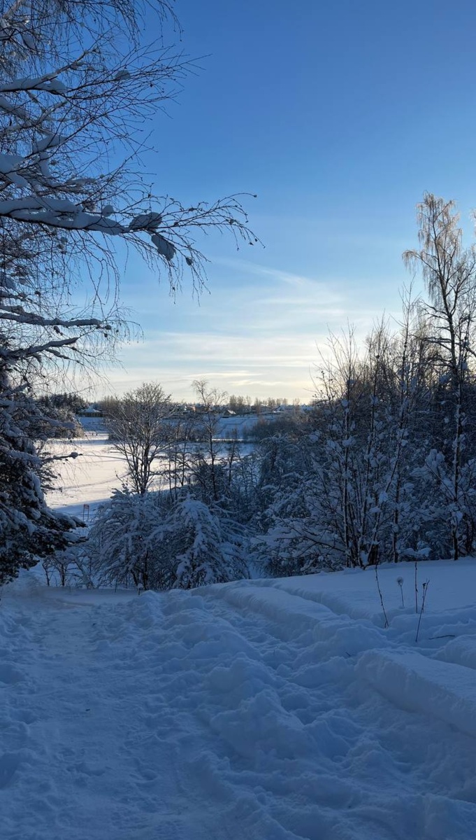 ВТОРОЕ ЖДАНОВСКОЕ ОЗЕРО. СПУСТЯ 32 ГОДА, ПОСЛЕ МОЕЙ НЕУДАЧНОЙ ПОПЫТКИ, МОЯ ДОЧЬ УВИДЕЛА ЭТО ОЗЕРО ЗИМОЙ😊 Фото дочери для превью 