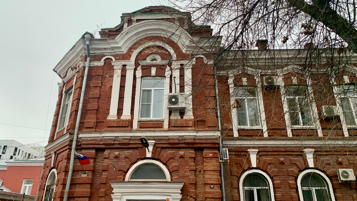 Административный корпус Ростовского (Варшавского) медуниверситета. Здание 1897 года. Фото автора канала