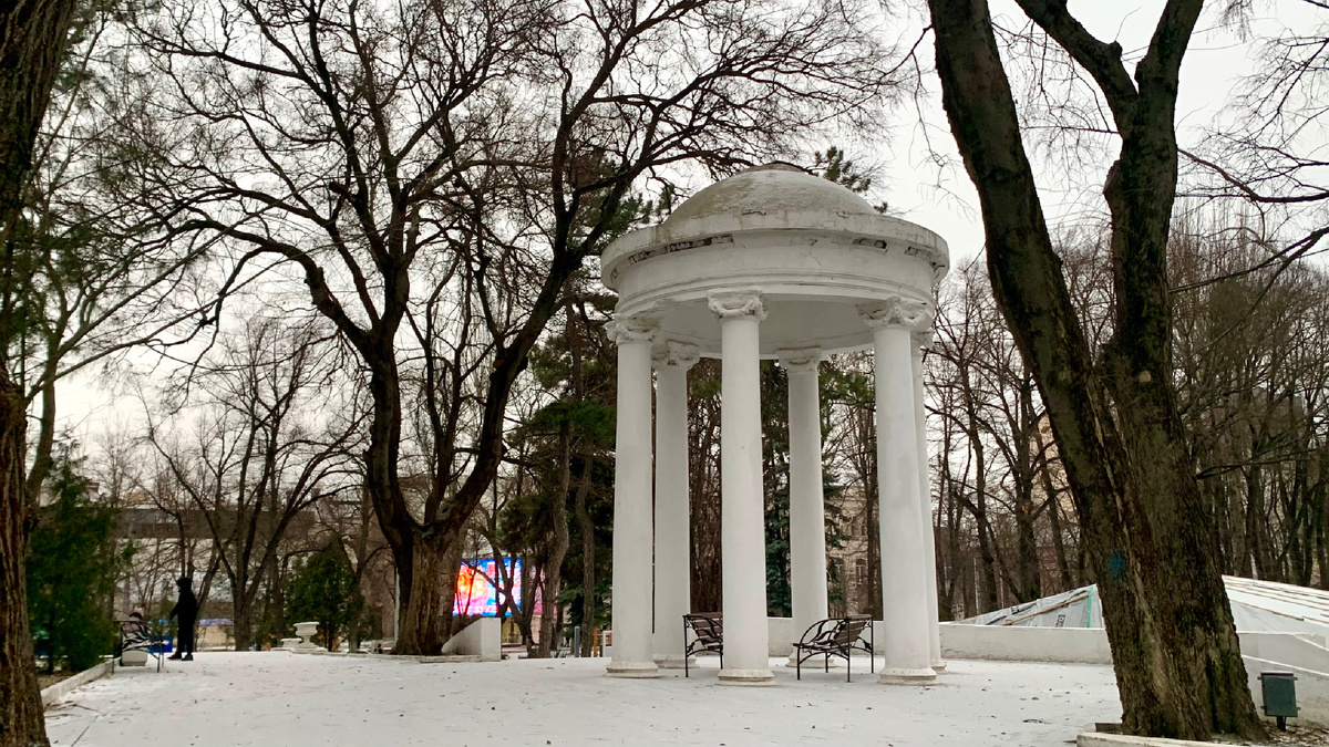 Ротонда Первомайского парка. Фото автора