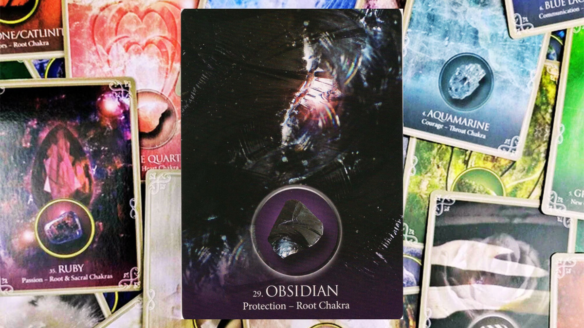 OBSIDIAN. Photo «Eternal Crystals Oracle» by Jade-Sky. 