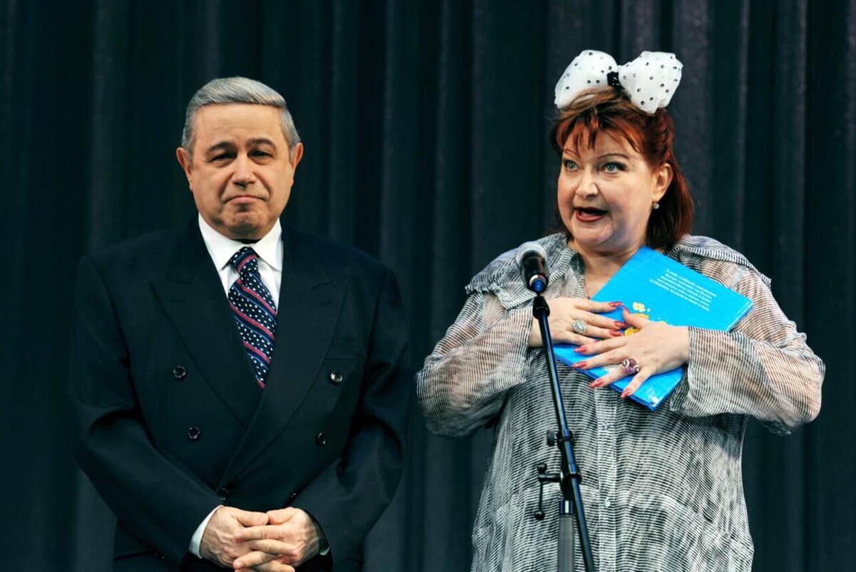    Евгений Петросян и Елена Степаненко legion-media.ru