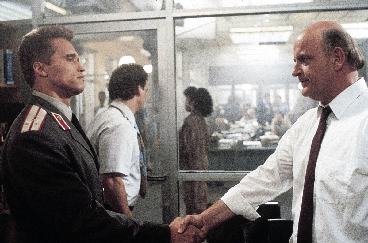 «Красная жара» (1988), режиссер – Уолтер Хилл