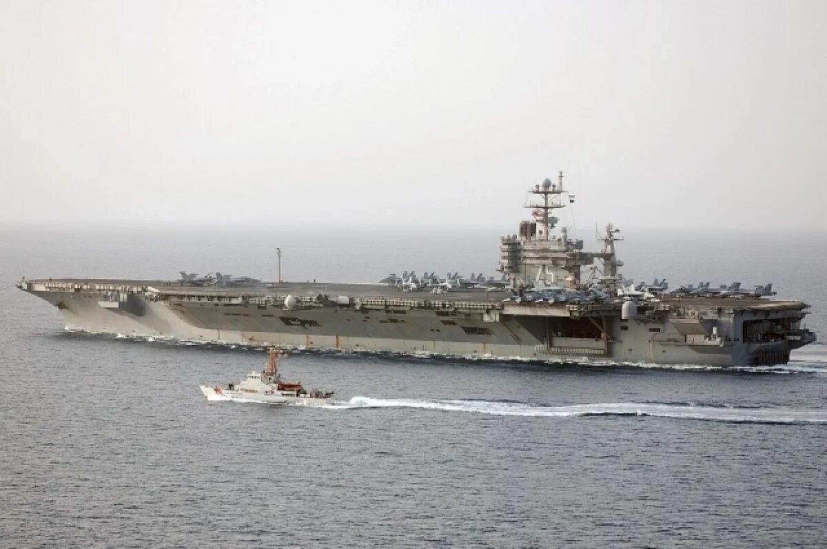    CENTCOM: авианосец ВМС США «Гарри Трумэн» прибыл в регион Ближнего Востока