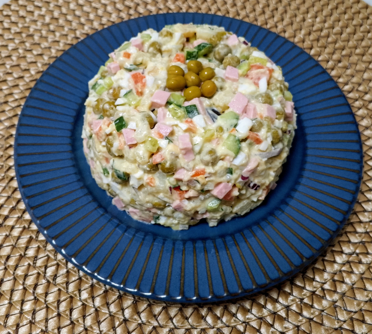 Салат оливье