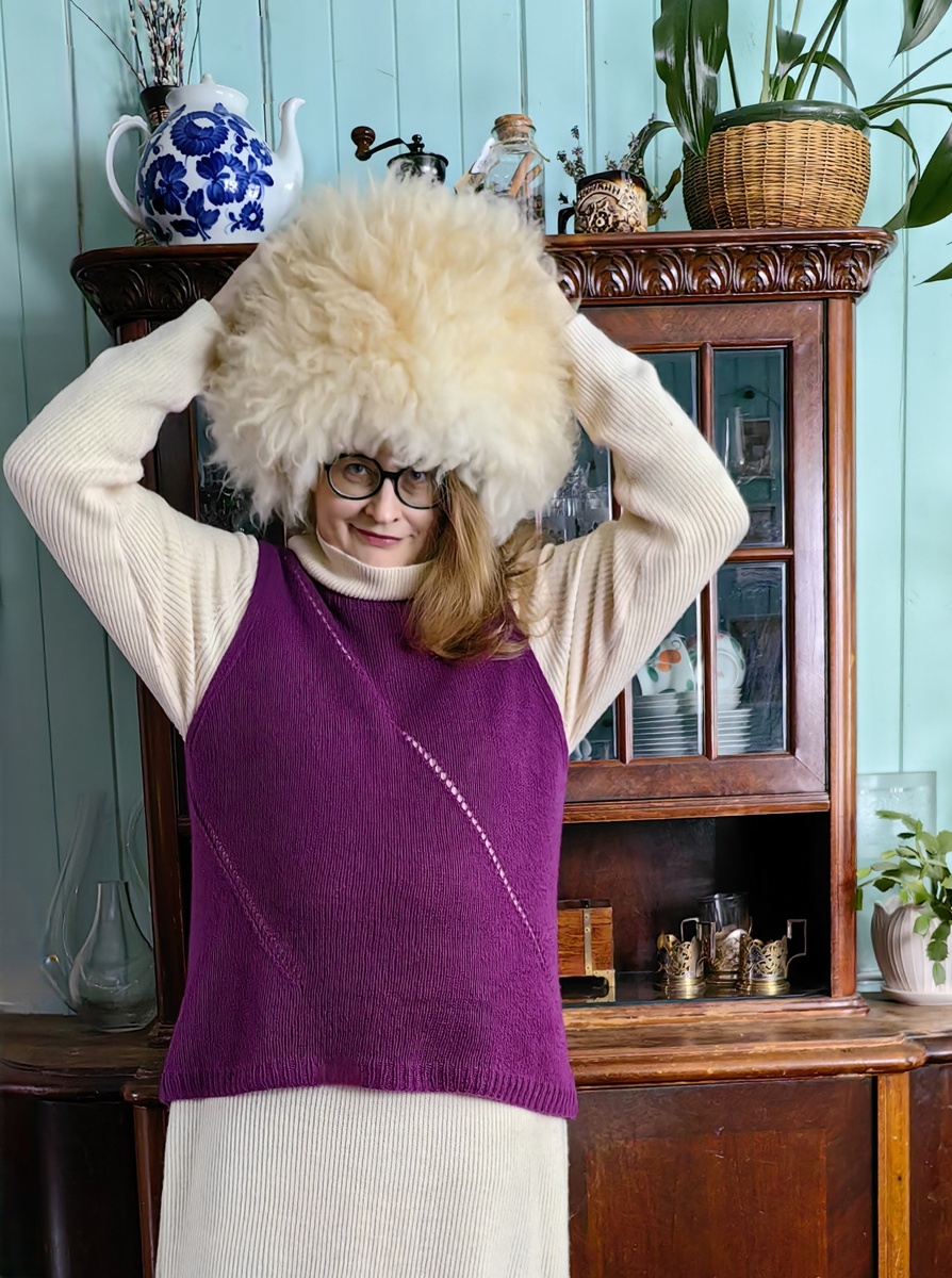 Вах! Какой девюшька! (Я в настоящей чеченской папахе)