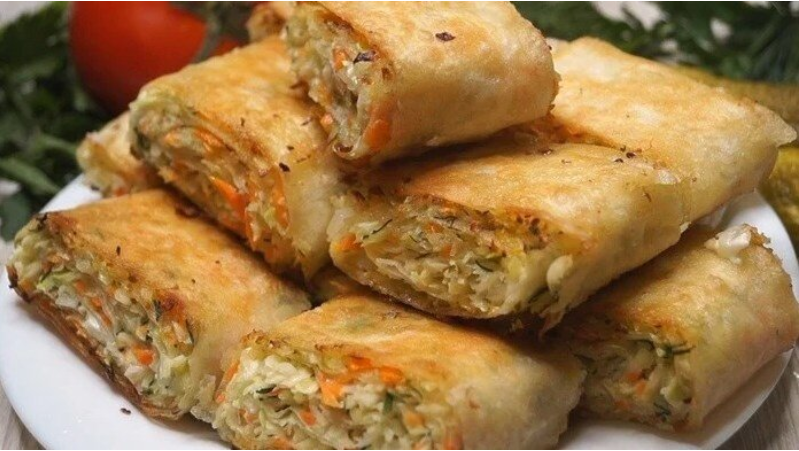 Такая "хрустящая" закуска из лаваша сьедается в первую очередь, даже бутерброды с икрой остаются