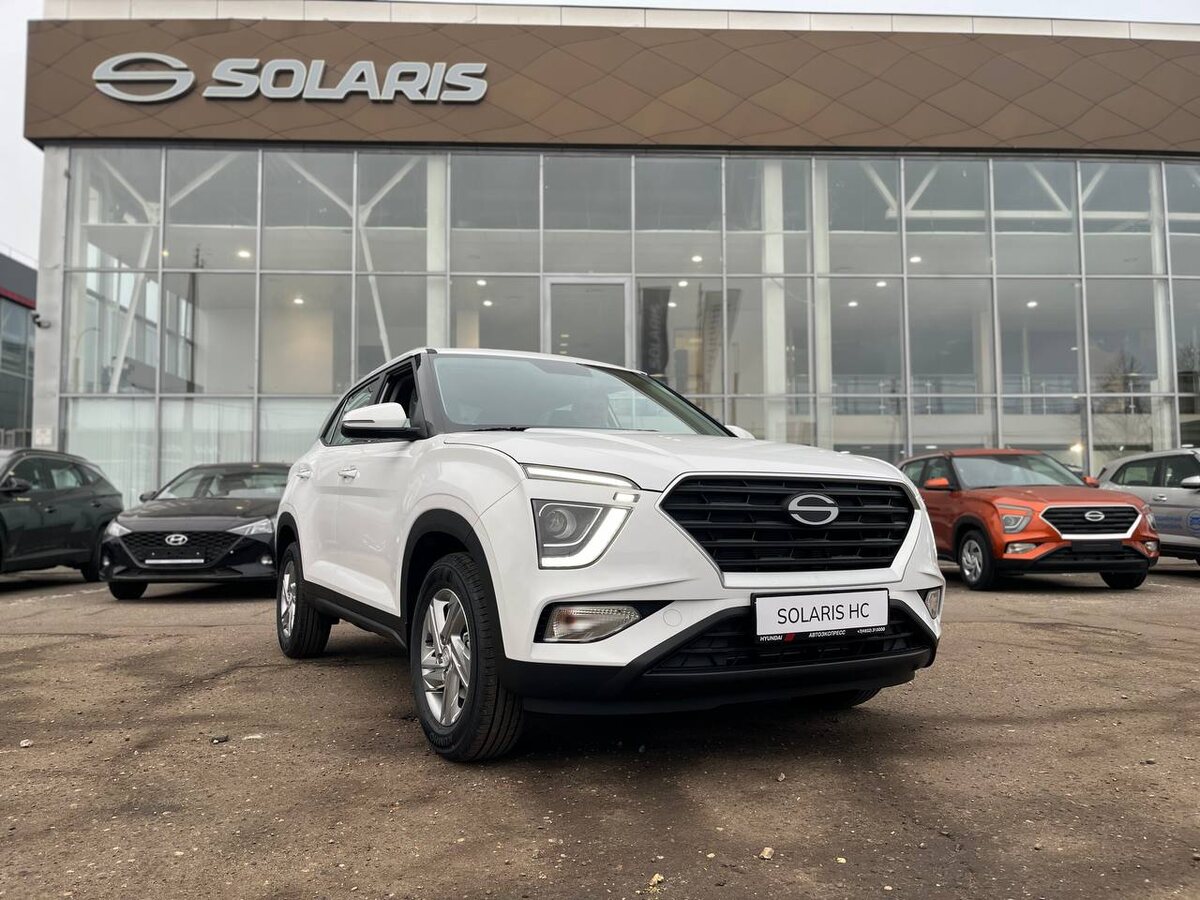 Solaris HC он же Hyundai Creta , как говорится найди десять отличий)) ( оно здесь одно - значок) 