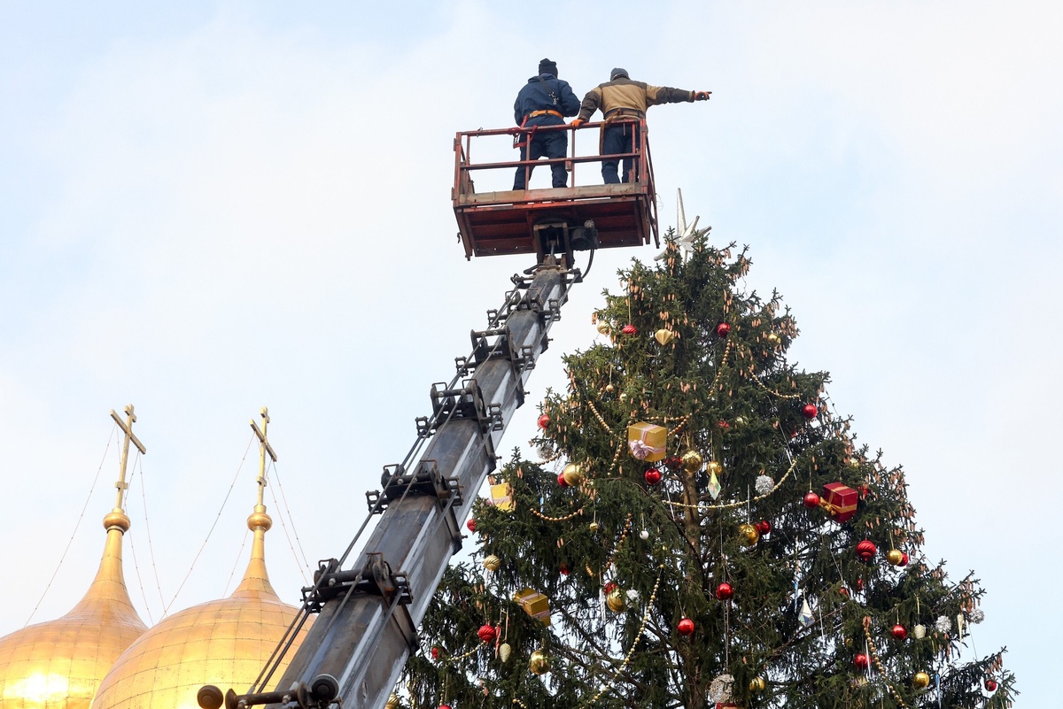 Источник https://cdnstatic.rg.ru/uploads/photogallery/2023/12/22/831572_c29.jpg