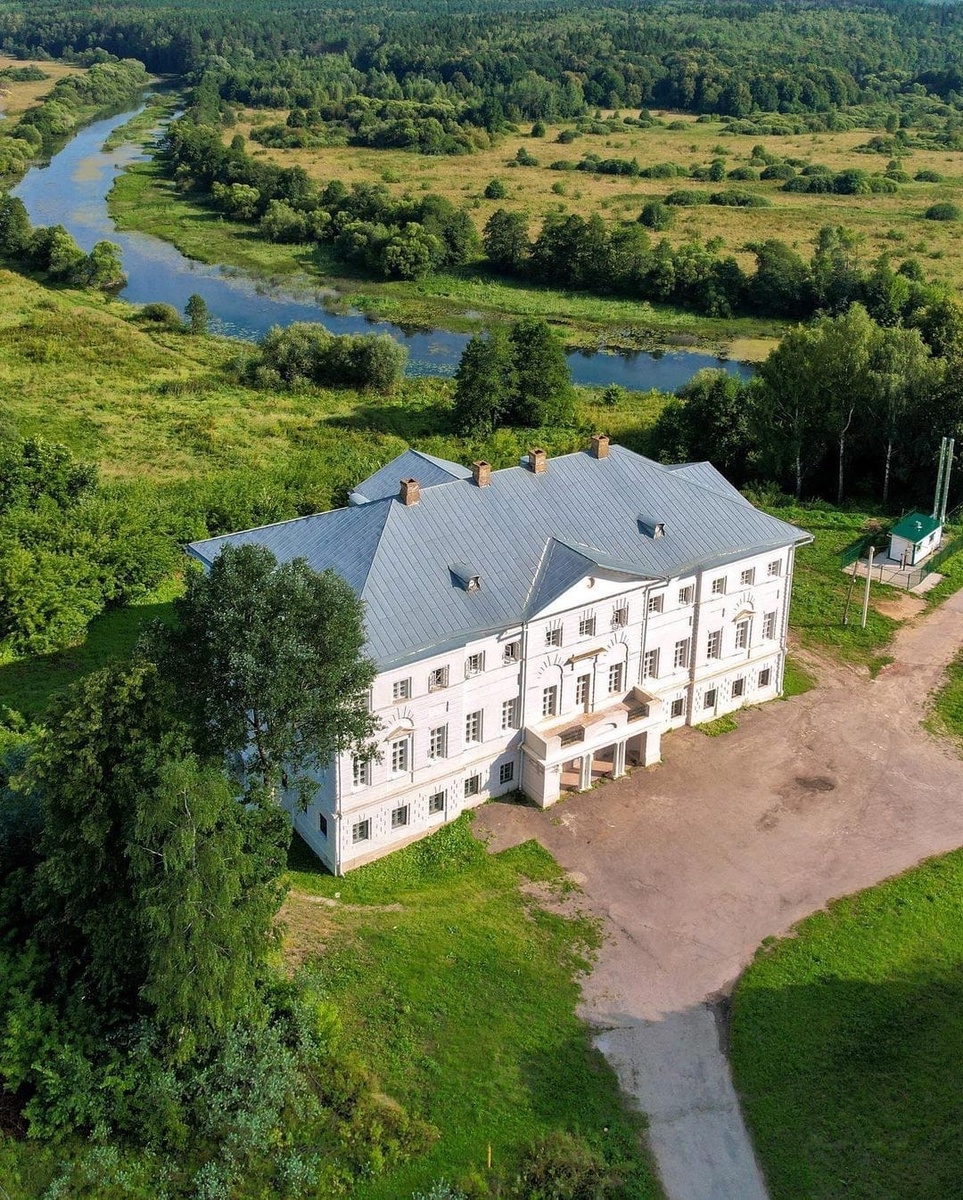 Фото из открытых источников интернет