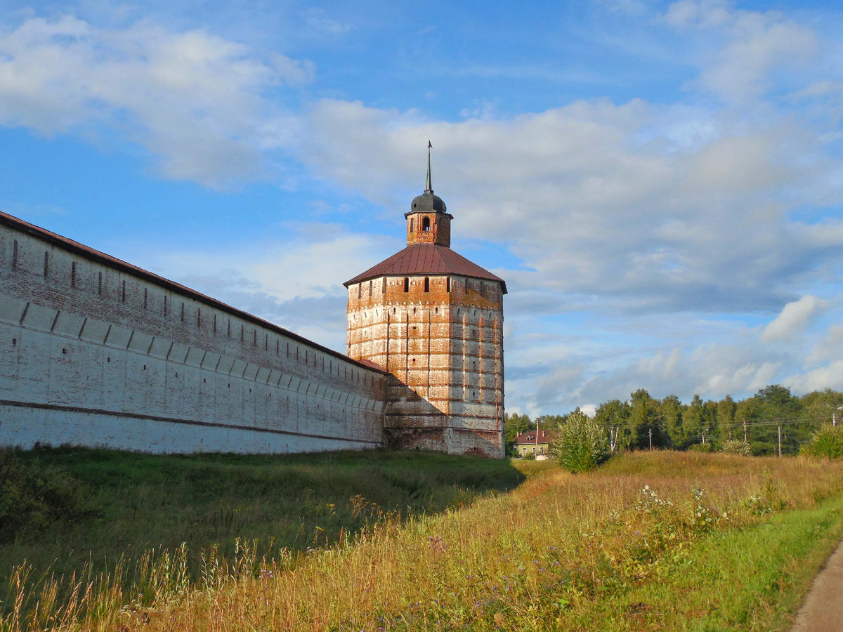 Вологодская башня, февр.2015 г. Фото автора.авг.2015 г. Фото автора.