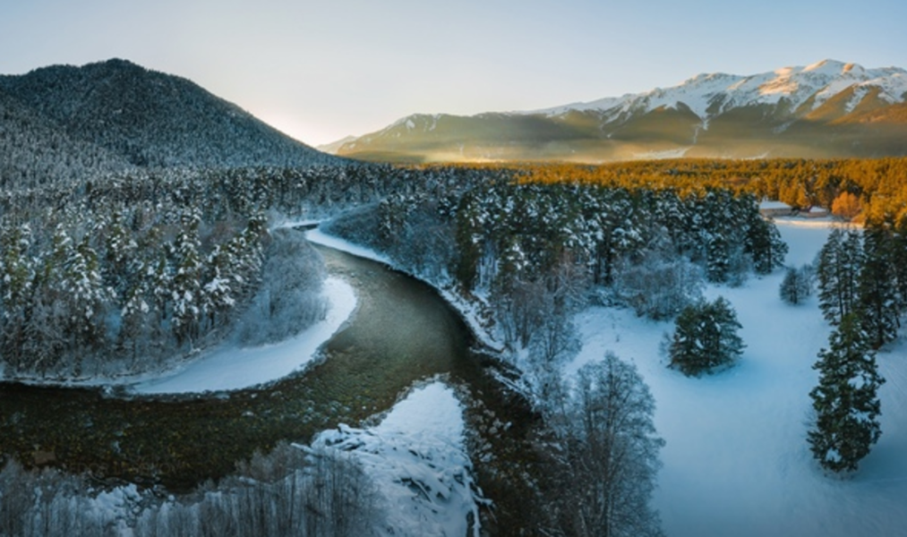Река Большой Зеленчук в районе Архыза. Скопировано из интернета