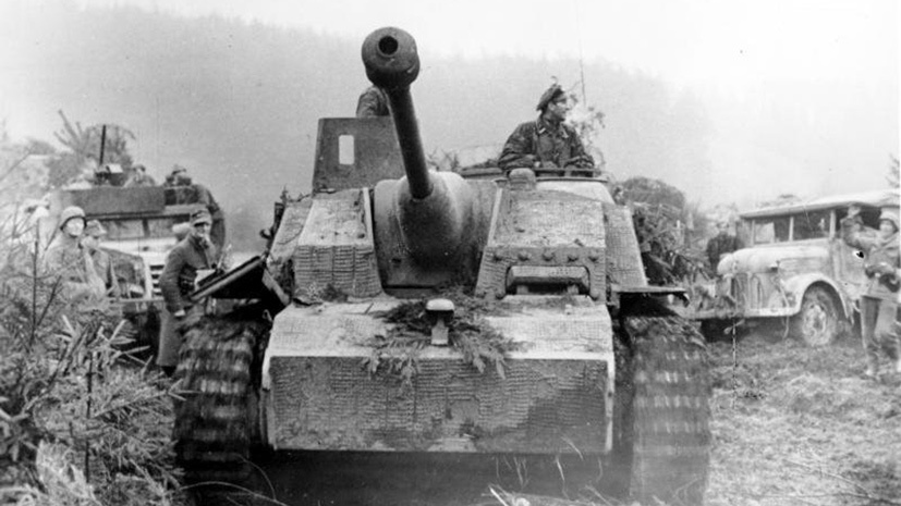 Немецкая бронетехника во время Арденнского наступления / © Deutsches Bundesarchiv