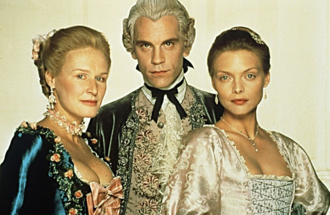 По сюжету, персонаж Малковича растопил ледяное сердце красотки - ну и в жизни тоже