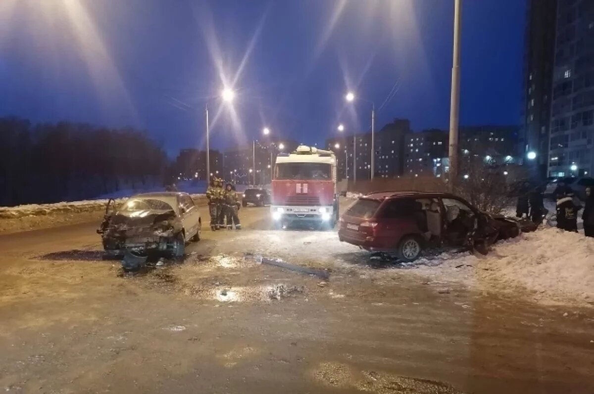    Жесткое ДТП с участием трех автомобилей произошло в Томске, пострадали двое