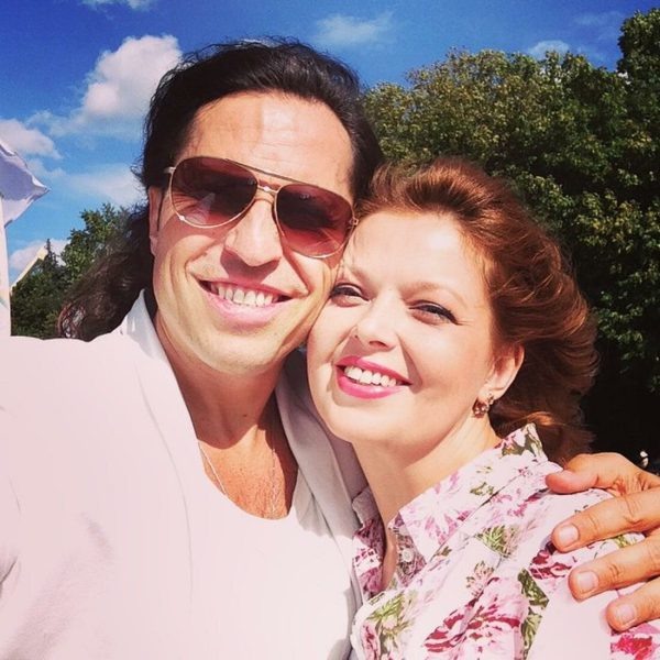    Александр Ревва с сестрой, фото: дзен.ру