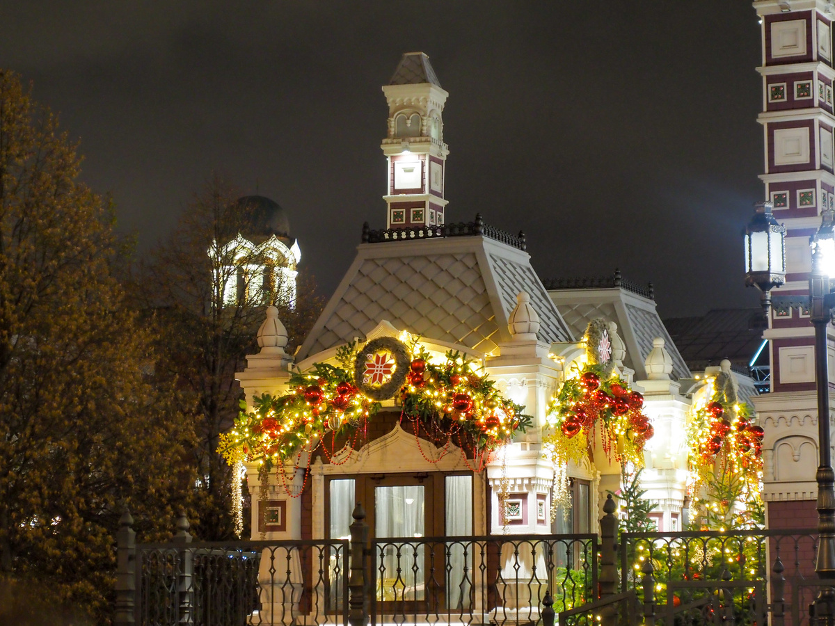 Стоимость аренды коттеджей, домов и квартир возрастает ближе к Новому году.  Фото: ФедералПресс / Антон Федулов